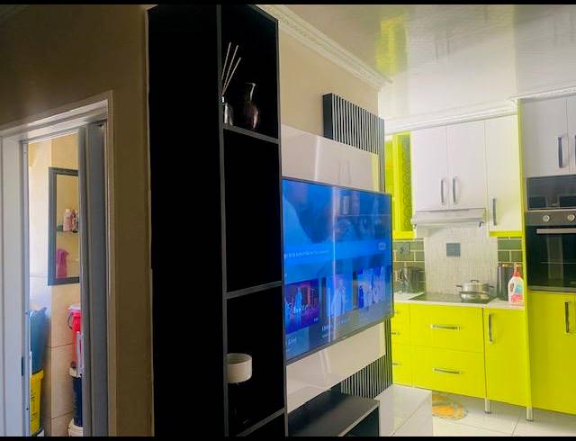 2 BEDROOM APARTMENT FOR SALE IN JABULANI